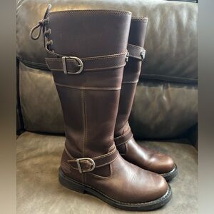 Harley Davidson Women’s ridding boots brown . Size 8